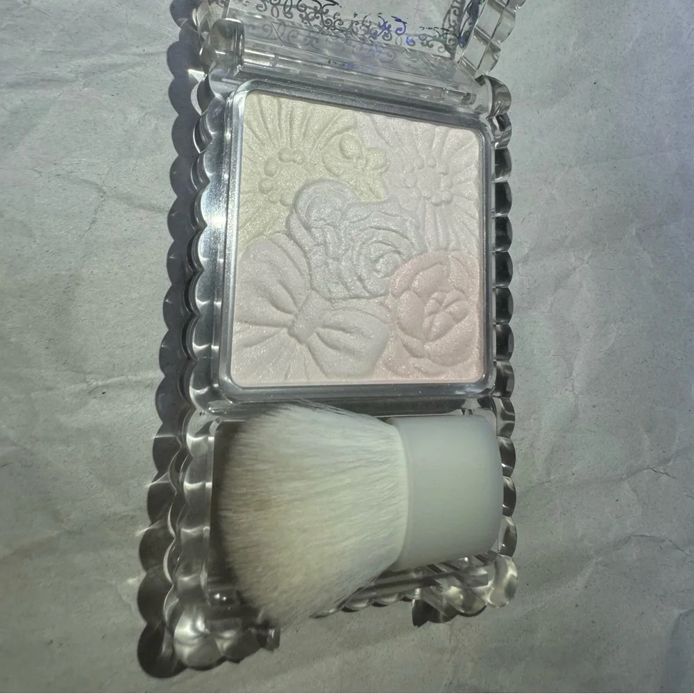 Canmake highlighter